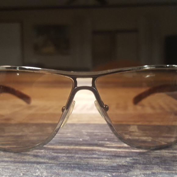 Prada Mens Tortoise sunglasses with case - Picture 2 of 8